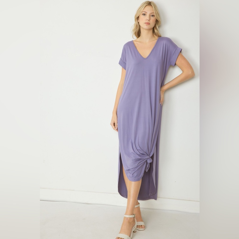 🆕 Entro Solid jersey knit V-neck round hem maxi dress